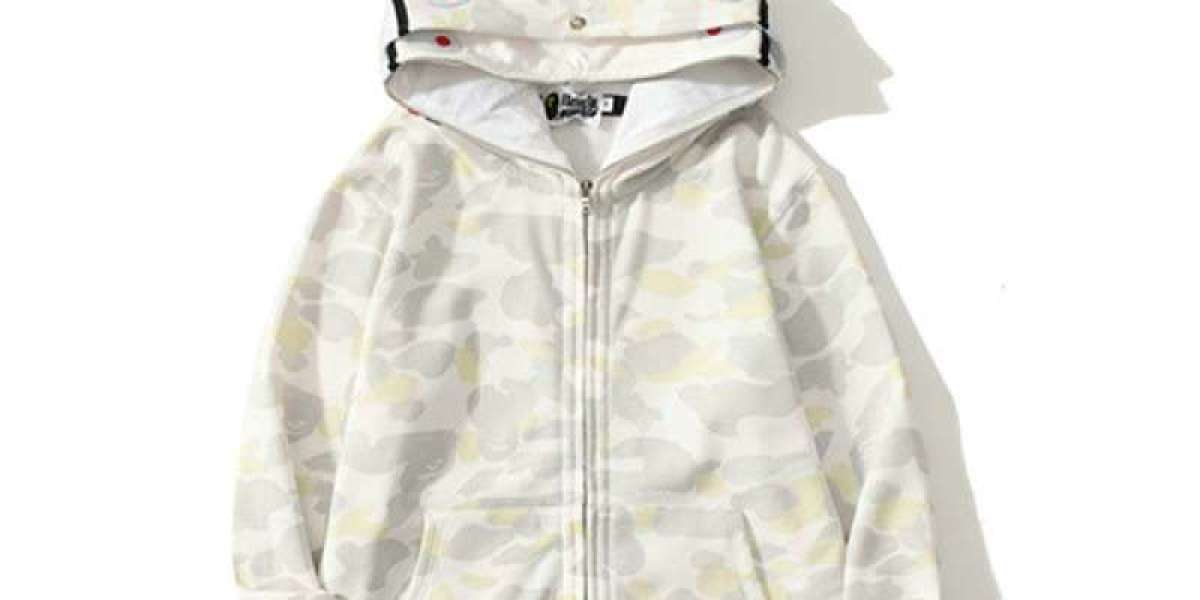 bape 外套、鯊魚外套與 aape 衣服價格全面解析