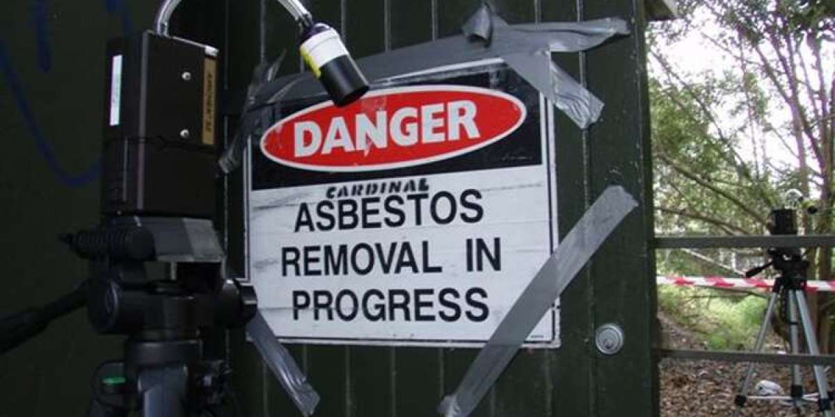Why Asbestos Air Monitoring Is Critical During Construction Projects