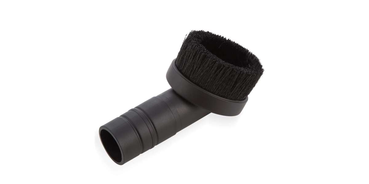 Next-Level Cleaning Performance with the Ergonomic Backpack Dusting Brush