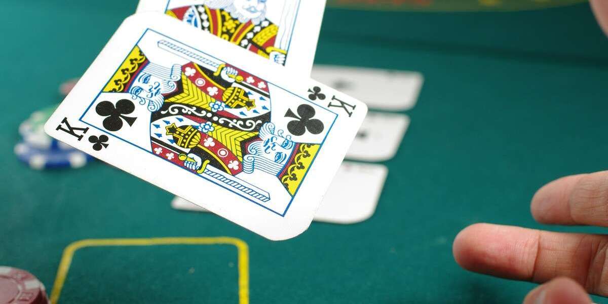 Ensuring Safety: Baccarat Site and the Inavegas Scam Verification Community