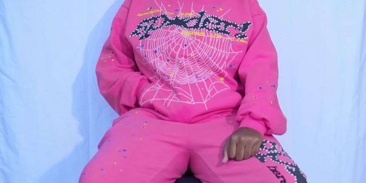 How Sp5derr Hoodie Shapes Youth Style Choices