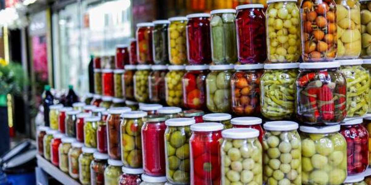 Strategic Analysis of the Global Canned Fruits and Vegetables Industry
