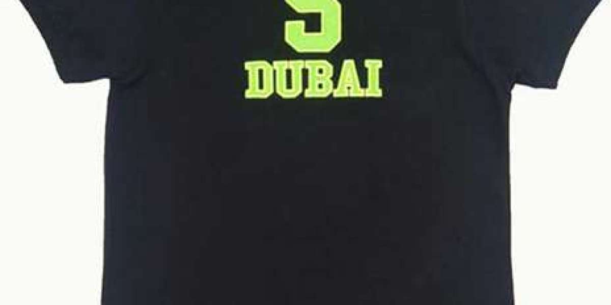 Performance Polos Reinvented: Engineering Comfort for Active Professionals