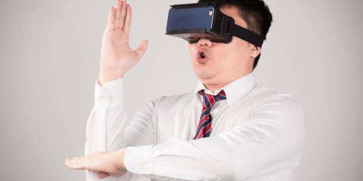 Investment Opportunities Emerging in the Mixed Reality Headset Market