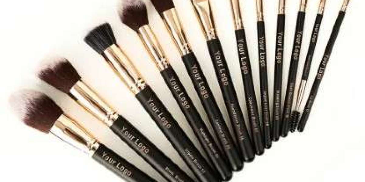 Private Label Makeup Brush Set with ZHUOERYA: Custom Tools for Distinctive Cosmetic Collections