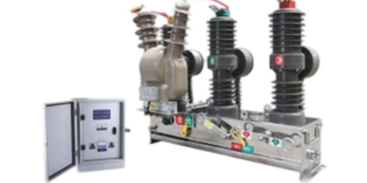 Integrated Photovoltaic Inverter for Rooftop Arrays